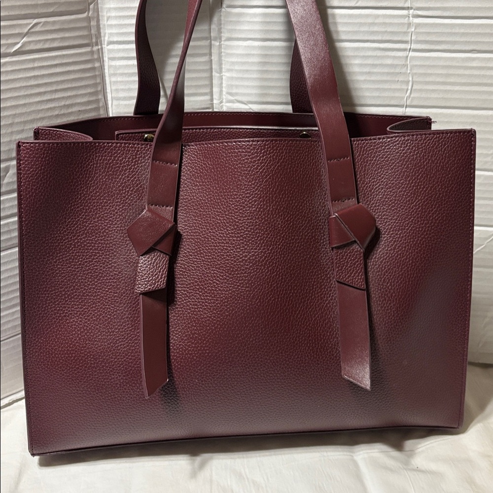 Rachel Roy Burgundy tote. PU. Neither